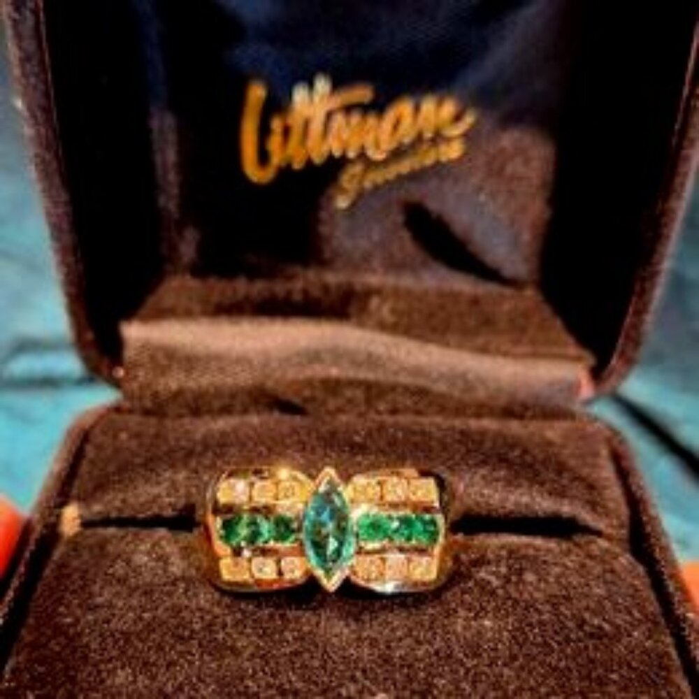 Genuine Emerald & Diamond 14kt yellow gold fashion ring - Picture 1 of 6